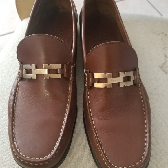 Nice ferragamo Shoes - Picture 4 of 5